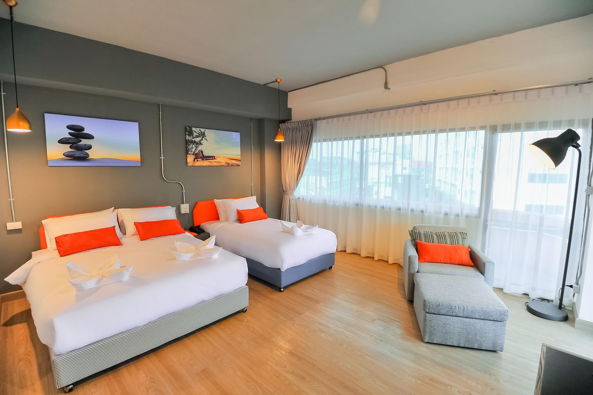 7 Days Premium Hotel Pattaya Exterior photo
