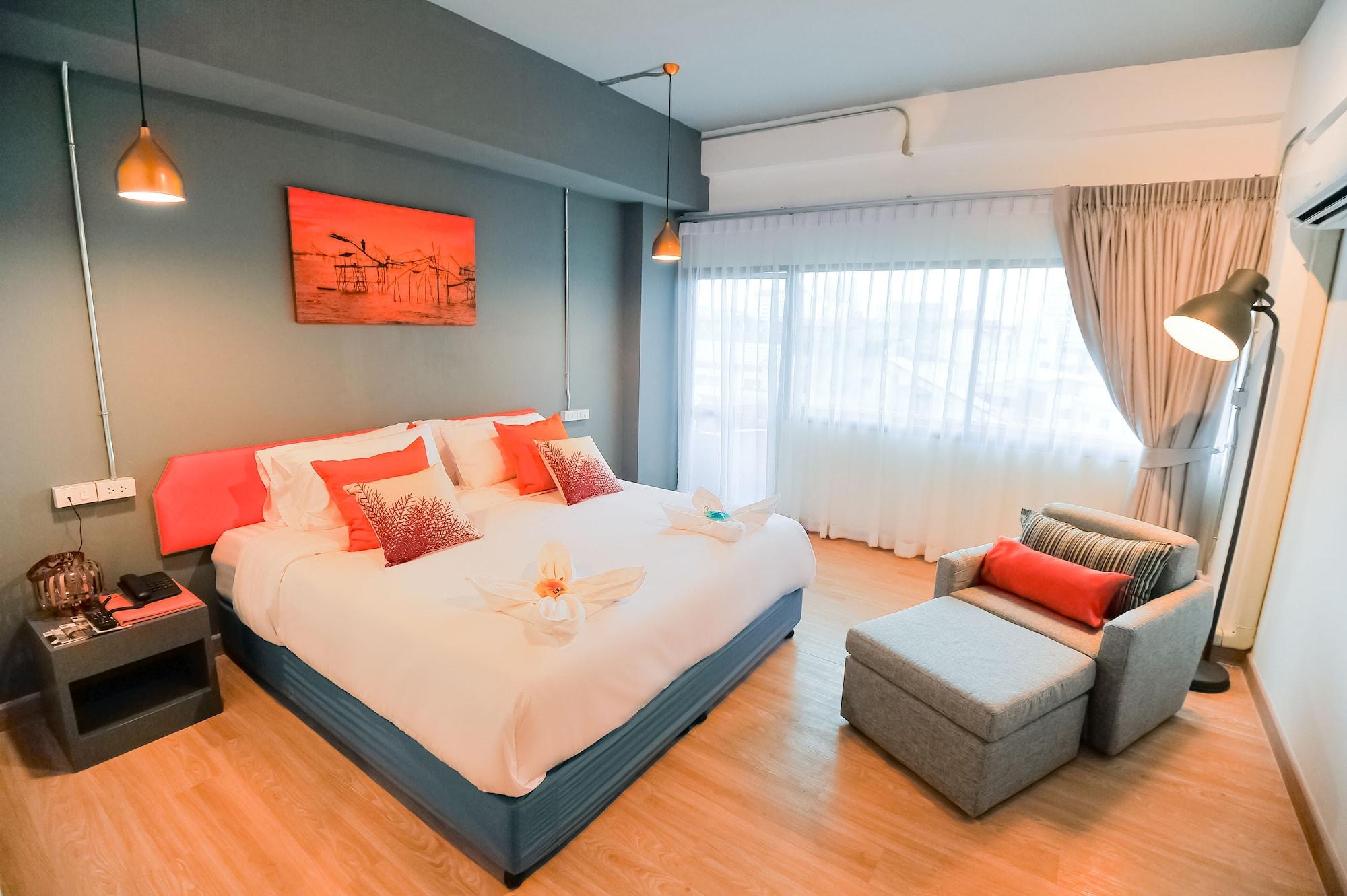 7 Days Premium Hotel Pattaya Exterior photo