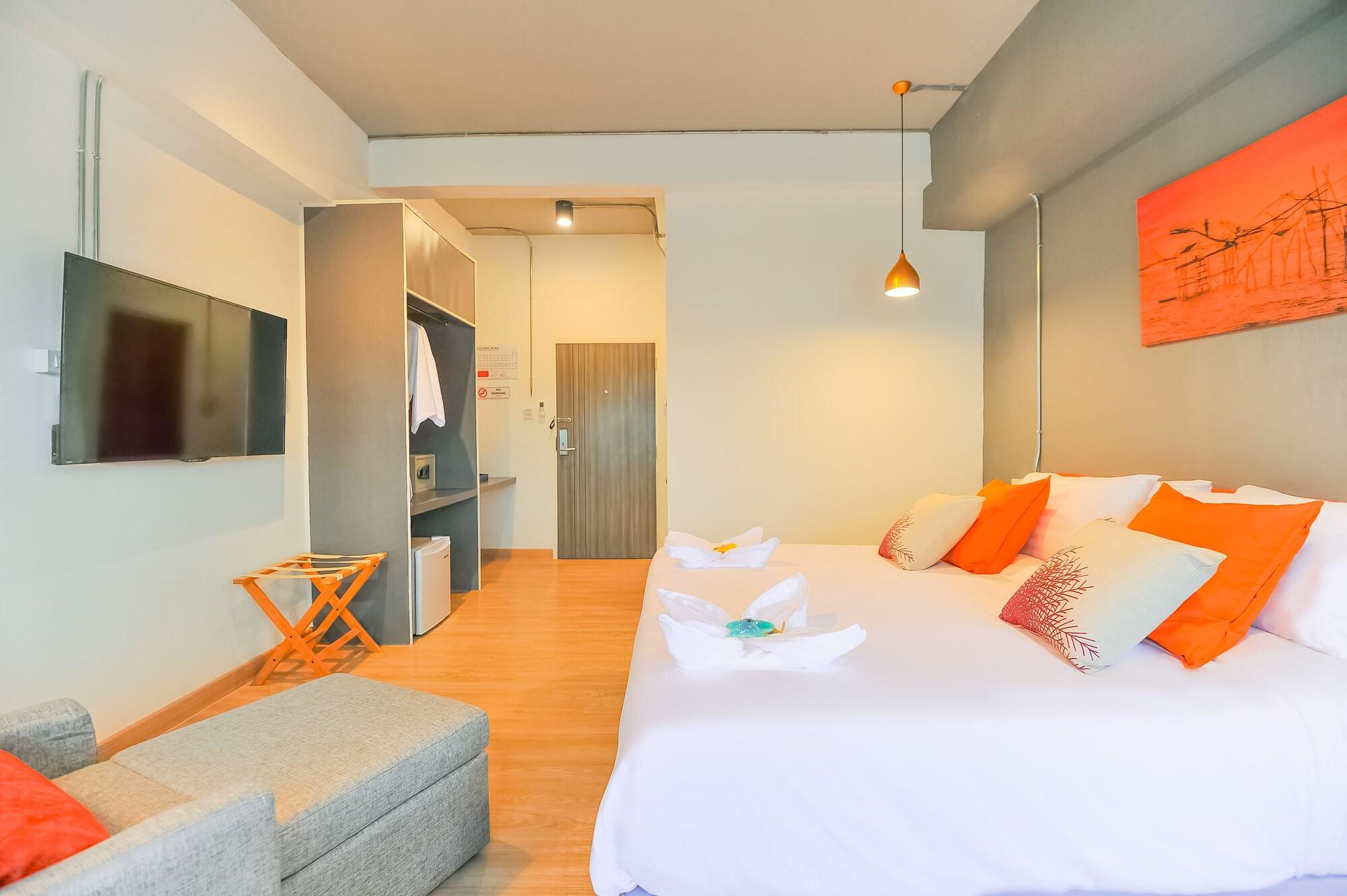 7 Days Premium Hotel Pattaya Exterior photo