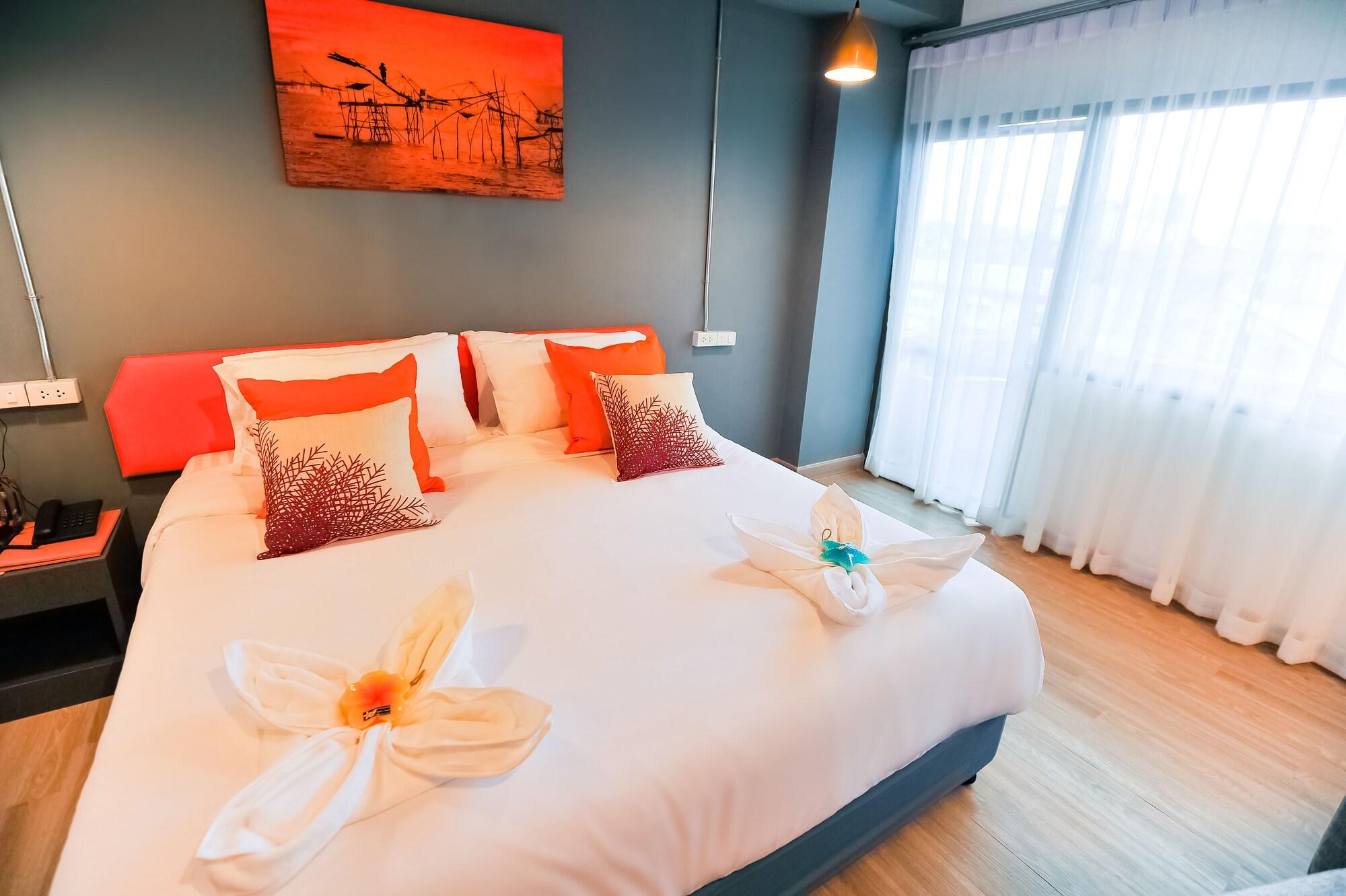7 Days Premium Hotel Pattaya Exterior photo